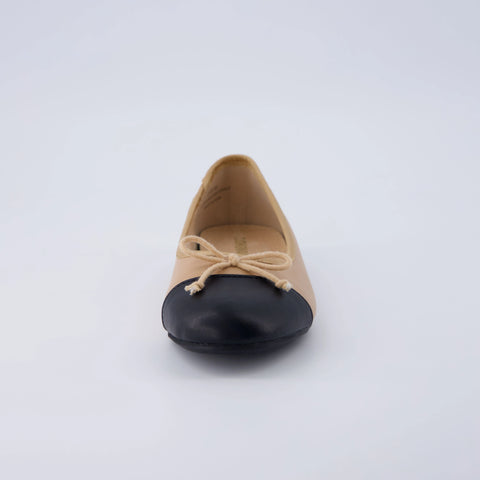 Cardi Cap Toe Flat